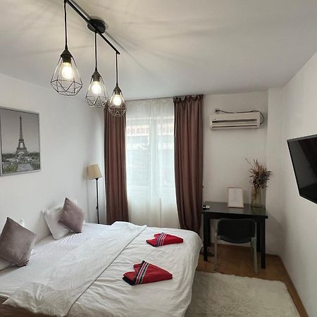 2 Rooms Apartment City Center Iasi Exterior foto
